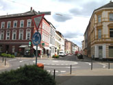 Das Bild zeigt den Mini Kreisverkehr an der Dießemer Strasse.