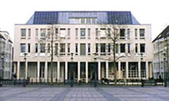 Aussenansicht der Volkshochschule in Krefeld