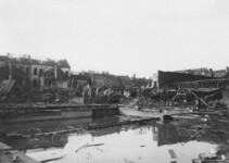 Das Freibad nach 1944Bild: Stadt Krefeld, Stadtarchiv