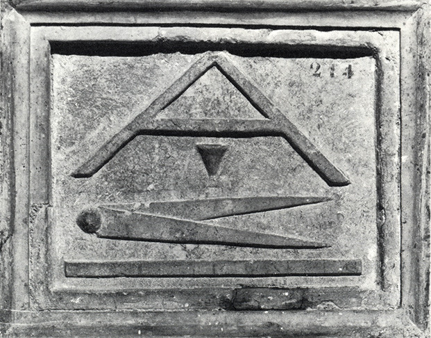 Lapis Capponianus, Relief auf einem Grabmonument