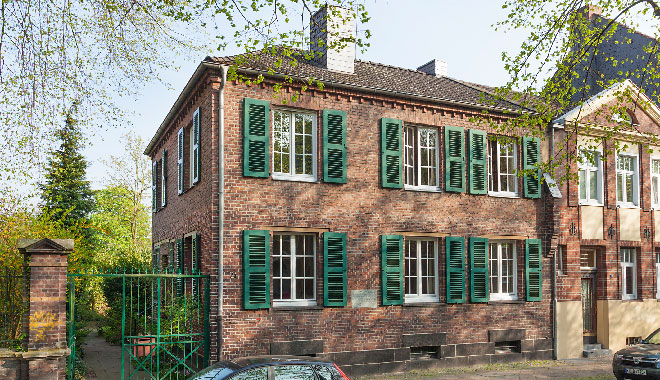 Das Niederrheinische Literaturhaus auf der Gutenbergstraße.Foto: Stadt Krefeld, Presse und Kommunikation, L. Strücken