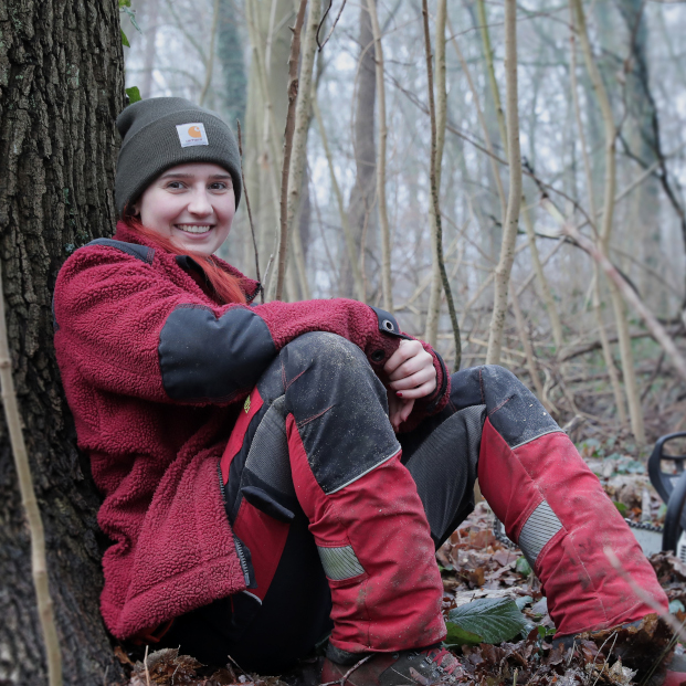 Liz Hinz (24), Auszubildende zur Forstwirtin, Foto: Stadt Krefeld, Presse und Kommunikation