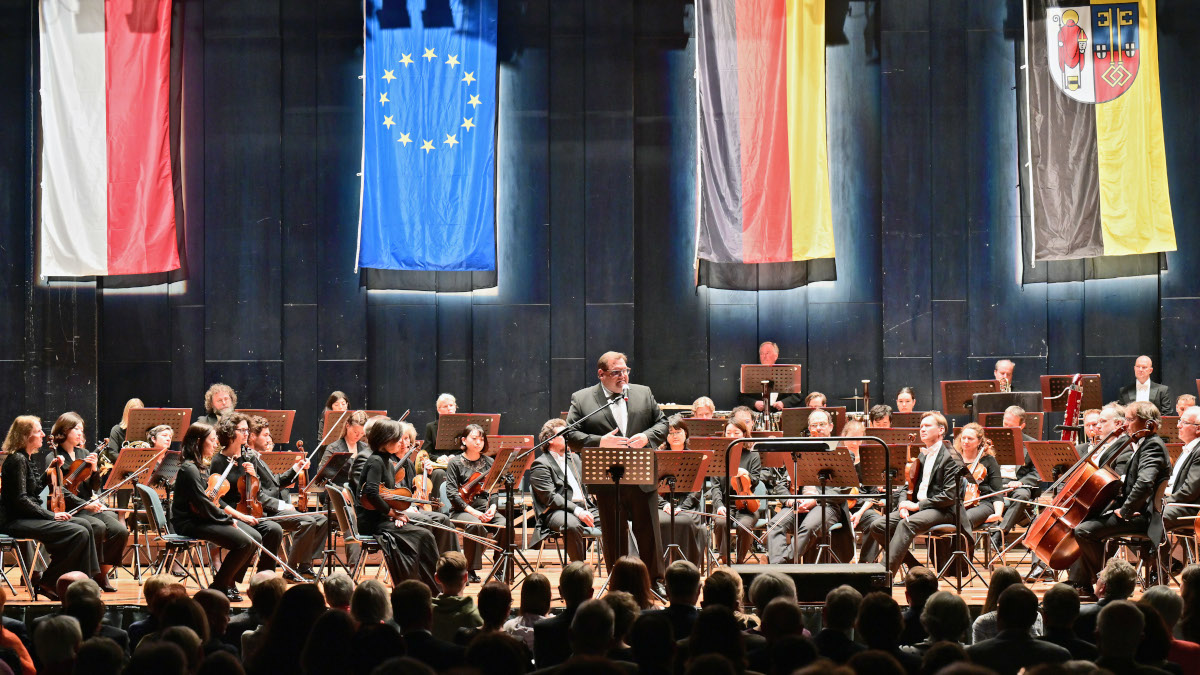 Auch in diesem Jahr hat der Oberbürgermeister das Festkonzert zum Tag der Deutschen Einheit eröffnet.Bild: Stadt Krefeld, Presse und Kommunikation