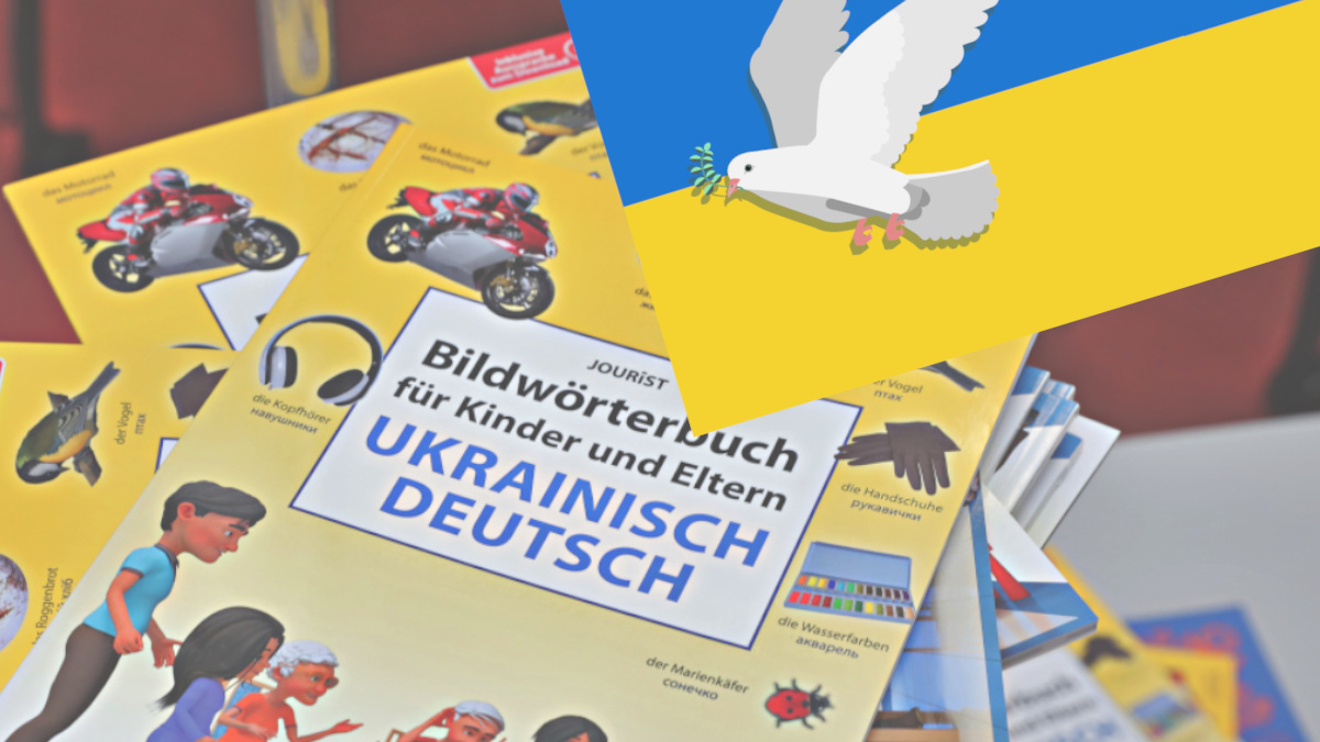 Der Förderverein der Mediothek hat 200 „Bildwörterbücher für Kinder und Eltern“ gekauft.Bild: Stadt Krefeld, Presse und Kommunikation, D. Jochmann